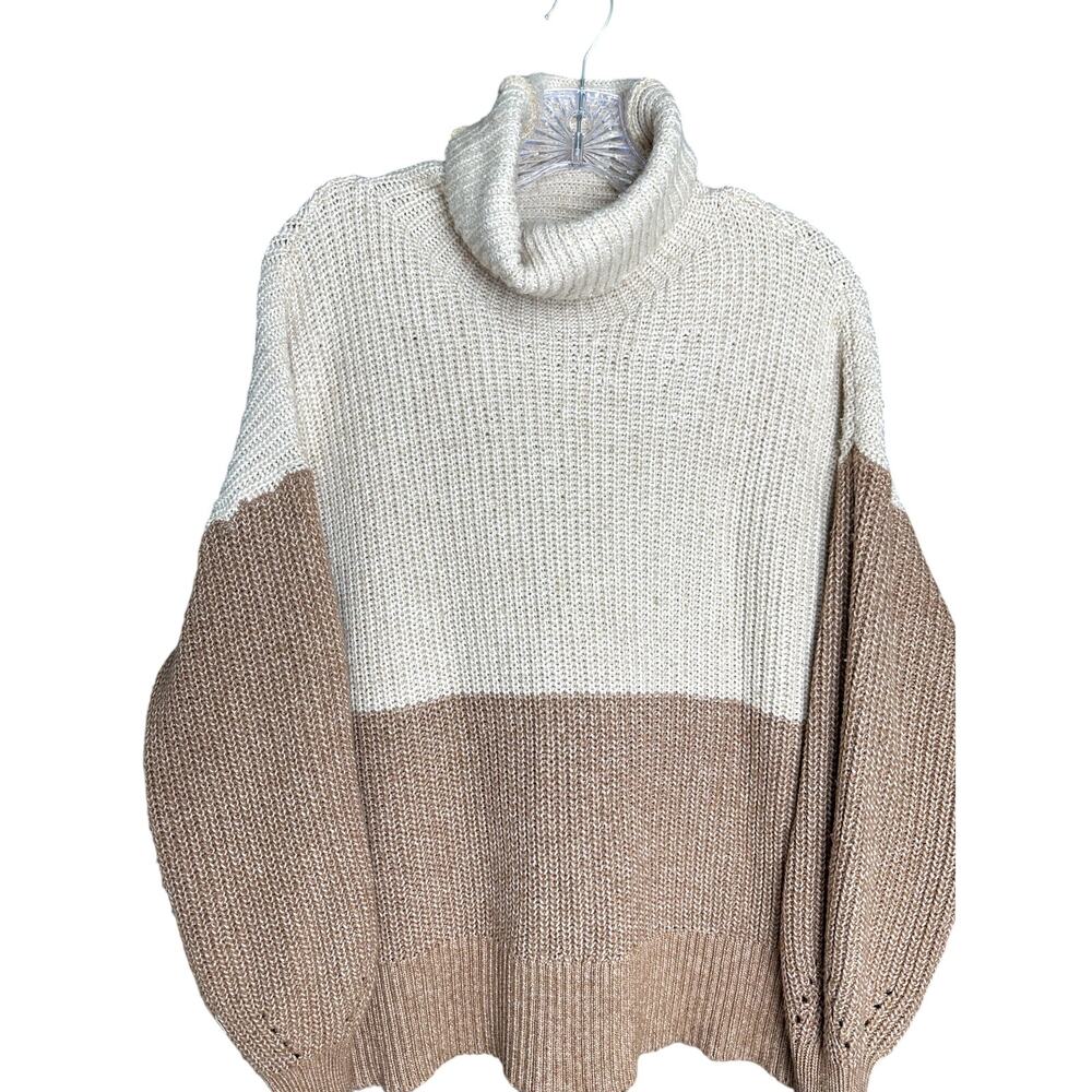 Preloved - American Eagle - Small- Brown & Cream white - Bohemian